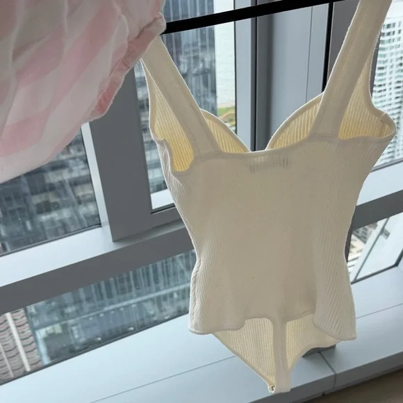 Abercrombie & Fitch Cream Shapewear Bodysuit - Picture 3 of 3